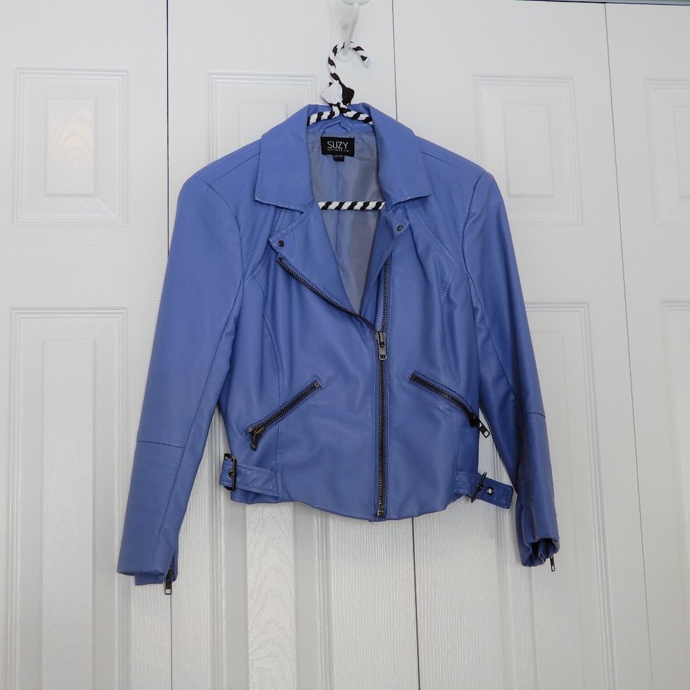 Suzy Shier Light blue faux leather motorcycle jacket in Size XS